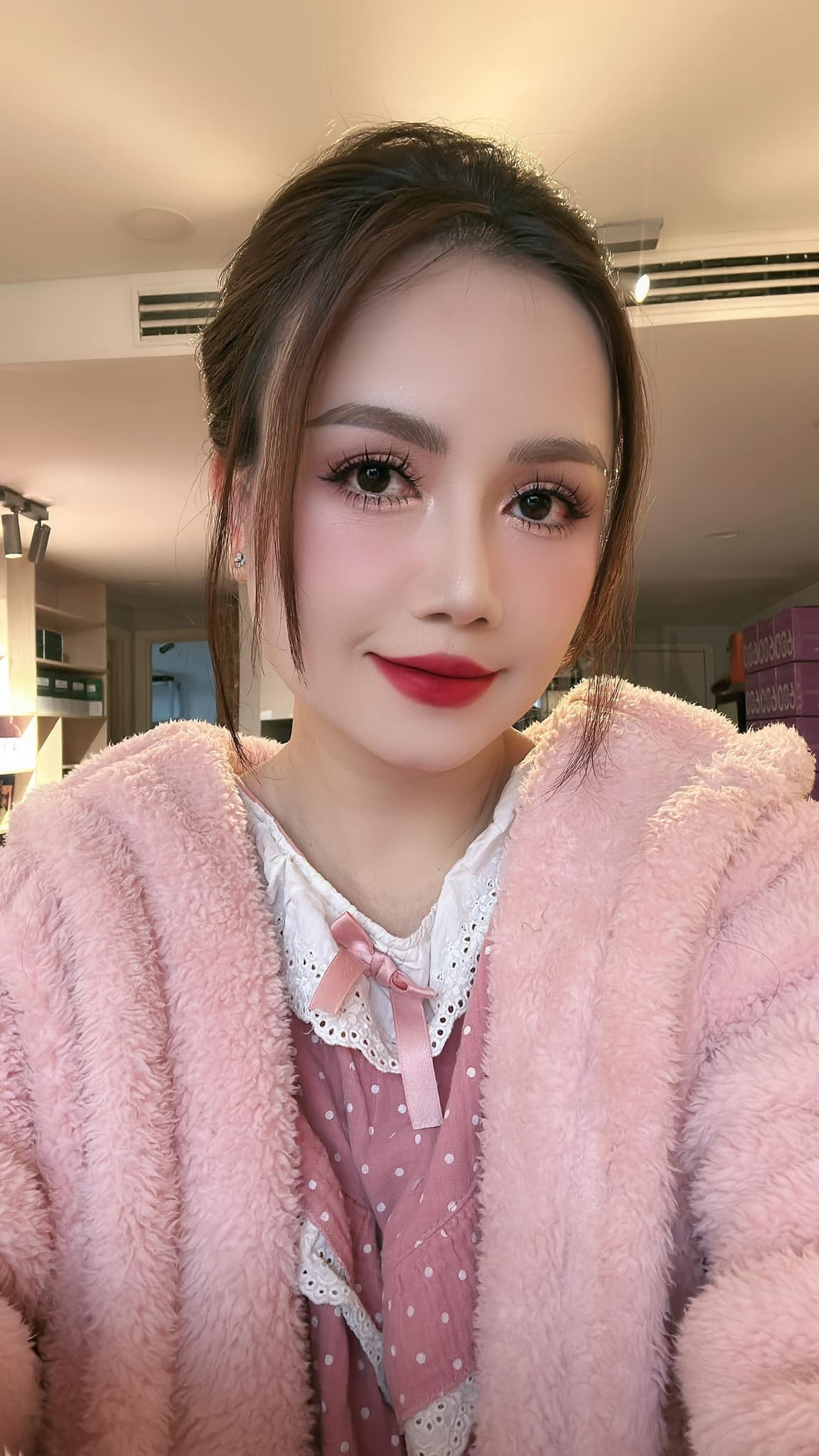 Diễn viên Đào Hoàng Yến "50 mà luôn chỉ nghĩ mình mới 25". Ảnh: FB Đào Hoàng Yến