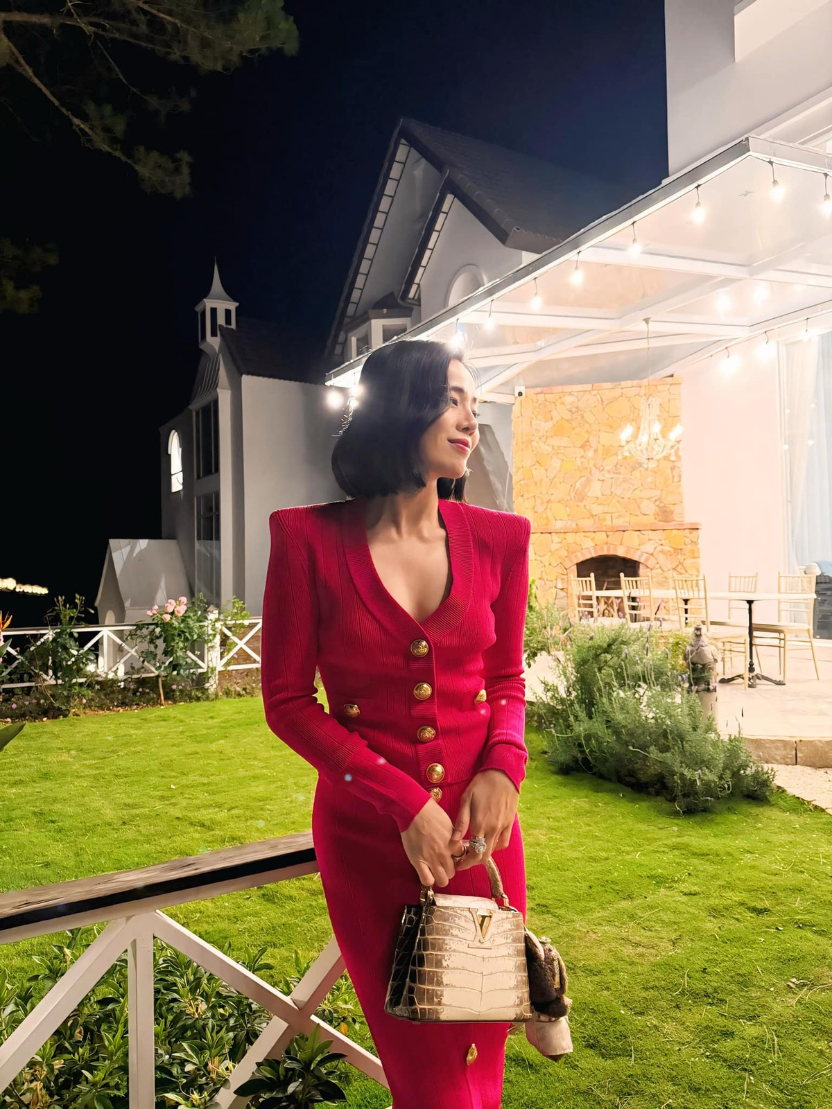 Ca sĩ Lệ Quyên thích cuộc sống bình yên, tự nhủ luôn gìn giữ và vun đắp mỗi ngày. Ảnh: FB Lệ Quyên