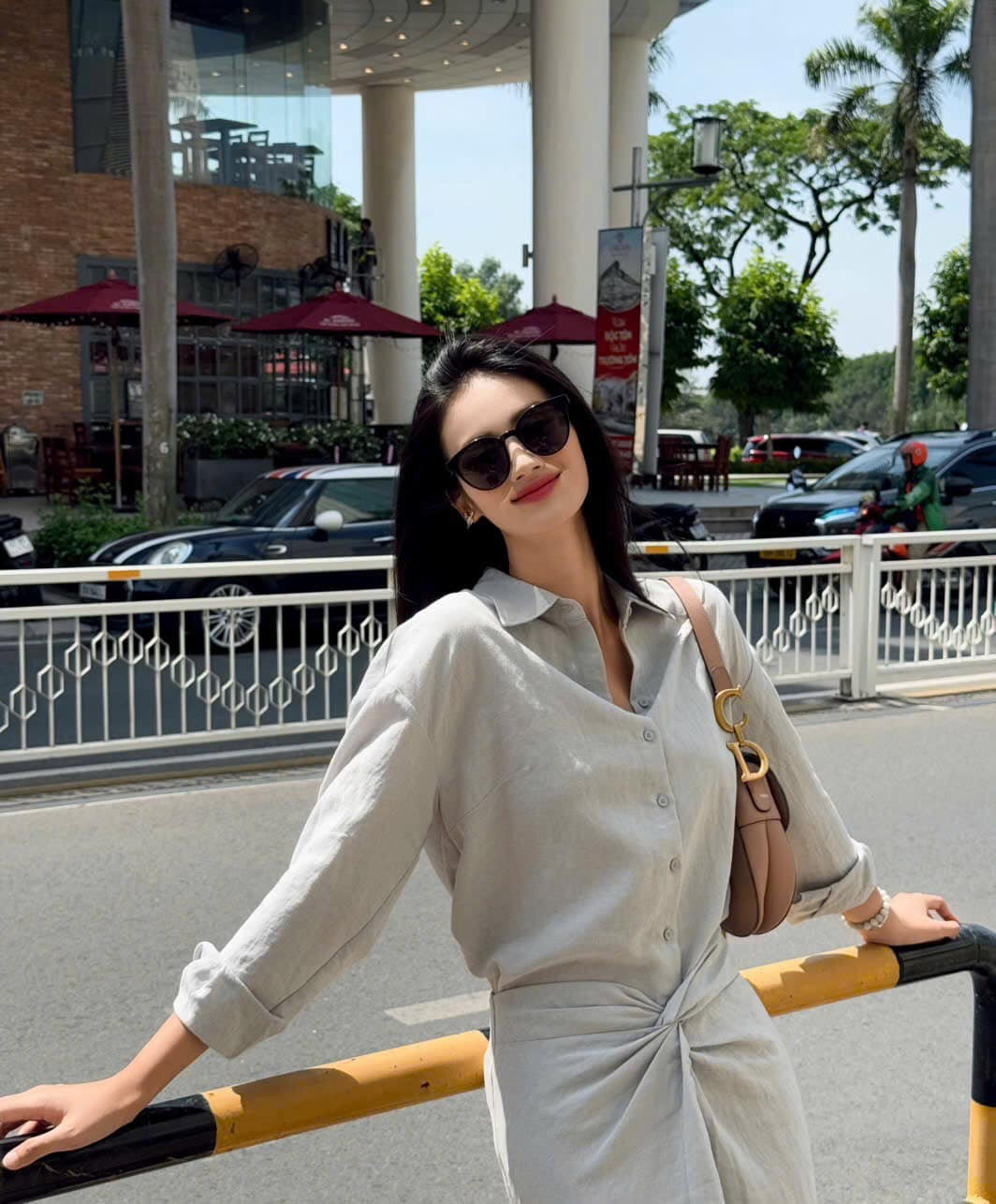  Tin tức sao Việt 17/3: Hoa hậu Ý Nhi đăng ảnh xinh tươi. Ảnh: FB Huỳnh Trần Ý Nhi