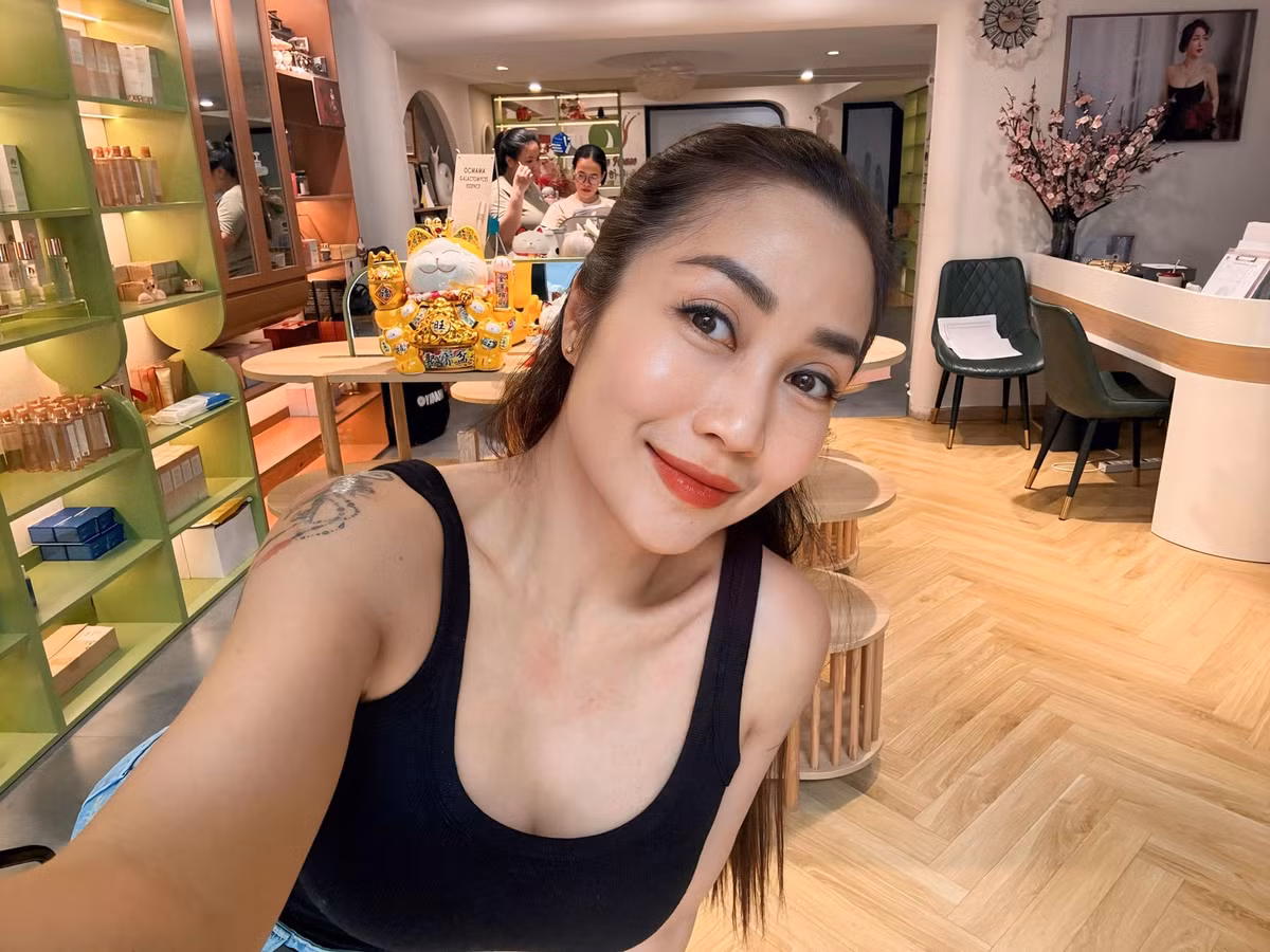 Ngoài việc tập luyện yoga chuyên nghiệp và nghiêm túc, Ốc Thanh Vân còn có chế độ giảm cân rất khoa học. Ảnh: FB Ốc Thanh Vân