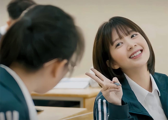 Vai diễn mới nhất của Ngọc Huyền là cô nữ sinh An trong phim "Cha tôi người ở lại". Mặc dù đã 28 tuổi nhưng Ngọc Huyền vẫn vào vai rất ngọt và phù hợp. (Ảnh: FB Nguyễn Hoàng Ngọc Huyền)