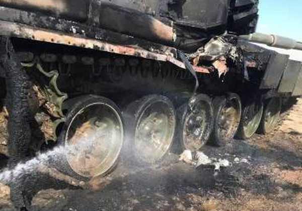 Sự việc chắc chắn sẽ gây tổn thất không nhỏ, tuy nhiên trên các diễn đàn quân sự quốc tế, nhiều thành viên lại đang quan tâm đến chất lượng giáp và "sức chịu đựng" của xe tăng T-90A nhiều hơn là nguyên nhân dẫn đến vụ việc đáng tiếc trên. Theo hình ảnh và mô tả của các trang tin Nga, quả đạn tên lửa 9M113 Konkurs dù đã làm hư hỏng nhiều phần trên chiếc T-90A nhưng dường như vẫn không xuyên được lớp giáp ngoài xe tăng chiến đấu chủ lực này.