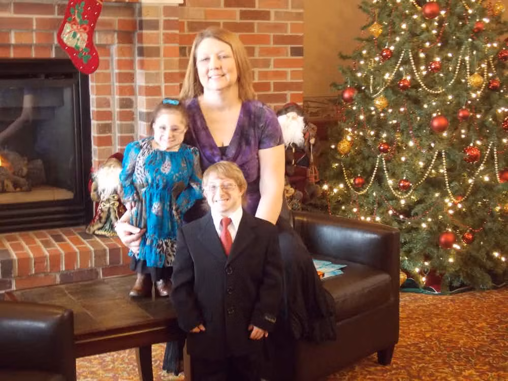 Người phụ nữ nhỏ bé nhất nước Mỹ là Bridgette Jordan. Được biết, Jordan sinh năm 1989 và có chiều cao khiêm tốn là 68,58 cm. Ảnh: The Richest.