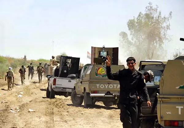 Trước đó, hồi tháng 10/2016, Thủ tướng Iraq Haider Abadi thông báo khởi động chiến dịch quân sự nhằm giành lại Mosul – thành phố lớn thứ hai Iraq vốn bị rơi vào tay phiến quân IS từ năm 2014. Ảnh: FNA.