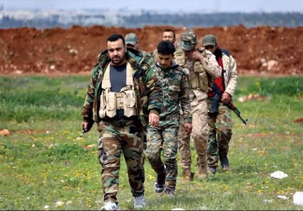 Cụ thể, lực lượng chính phủ Damascus đã giành lại nhiều căn cứ gần Souran, mở rộng quyền kiểm soát ở vùng lân cận thị trấn Maarzaf, phía tây bắc thị trấn Qamhana và phía nam Taybat al-Imam. Ảnh: FNA.