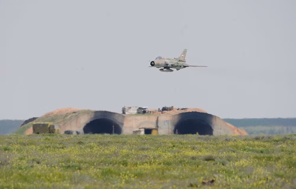 Can canh can cu Shayrat hoat dong tro lai sau vu khong kich-Hinh-9