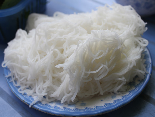 Kết quả giám sát được tiến hành tại TP HCM bởi Cục An toàn thực phẩm (Bộ Y tế) năm 2014 cho thấy,1/3 mẫu bánh phở ở có chứa formol. 