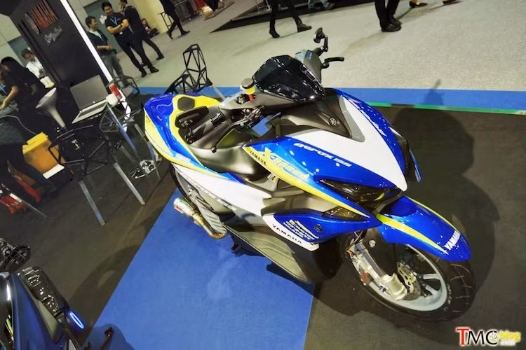 Còn được biết tới với tên gọi Yamaha Aerox 155 tại nhiều nước Đông Nam Á như Thái Lan hay Indonesia, Yamaha NVX 155 là dòng xe tay ga thể thao phân khối nhỏ mới nhất của Yamaha. Được tạo ra nhằm thay thế cho chiếc Nouvo trước đây, Yamaha NVX 155 đang được quan tâm tại Việt Nam nhờ kiểu dáng thể thao, trang bị cao cấp và động cơ mạnh.