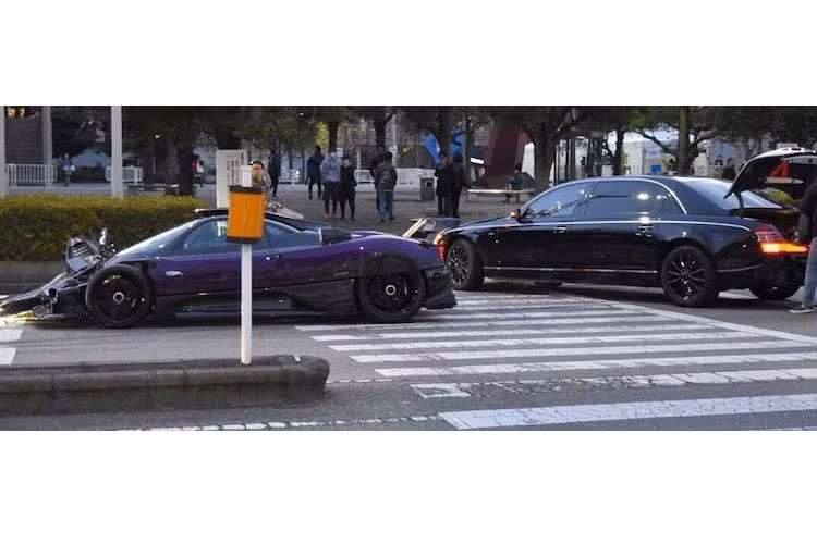 Theo nhiều nhân chứng tại hiện trường, vụ tai nạn này còn gây ảnh hưởng tới một chiếc xe siêu sang khác là Maybach 62S. Có khả năng rất cao là 2 siêu xe này đã va chạm với nhau khi đi qua ngã tư. Tuy nhiên rất may mắn là vụ tai nạn đã không gây bất kỳ thiệt hại nào về người.