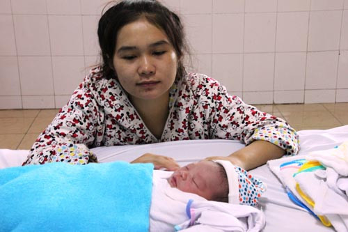 Be trai so sinh dep nhu thien than bi bo truoc cong chua-Hinh-4