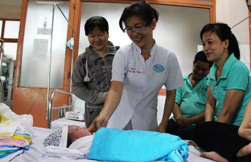 Be trai so sinh dep nhu thien than bi bo truoc cong chua-Hinh-6