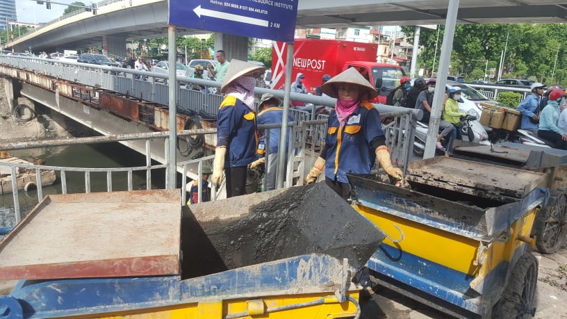 Cũng liên quan đến việc nạo vét sông Tô Lịch, mới đây một doanh diệp vừa có công văn gửi các cơ quan chức năng TP Hà Nội đề xuất ý tưởng cải tạo sông Tô Lịch.