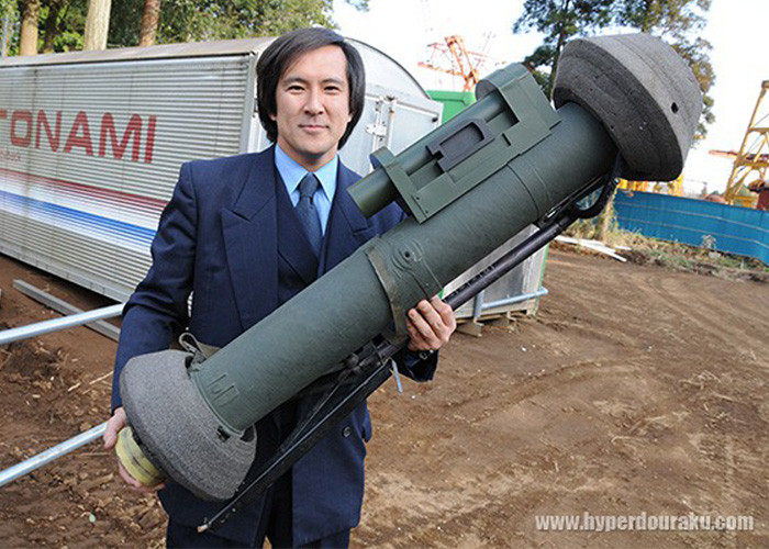 Có giá chỉ 13.000 USD cho phiên bản tiêu chuẩn và 51.000 USD cho phiên bản kèm kính nhìn đêm, đã có 7000 ống phóng và 33.000 quả tên lửa loại này được sản xuất. Nguồn ảnh: Hyperd.