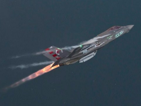 Trong tương lai, rất có thể sự phổ biến của các chiến đấu cơ F-35 sẽ còn được lan rộng hơn nữa. Tuy nhiên vẫn chưa rõ thực lực chiến đấu của chiến đấu cơ thế hệ 5 này. Nguồn ảnh: BI.