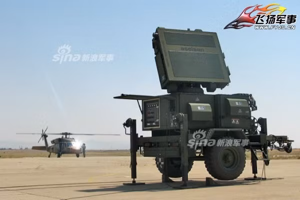 HISAR-A đạt tầm bắn tối thiểu 2 km, tối đa 15 km, trần bắn từ 30m tới 5km. Nguồn ảnh: Sina.