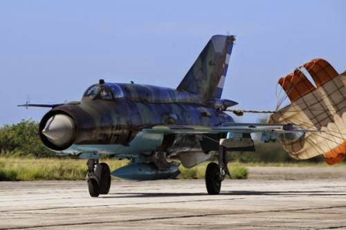 Ngoài ra, lực lượng này còn có một lượng lớn các chiến đấu cơ MiG-23 với số lượng lên tới 24 chiếc. MiG-29 là loại chiến đấu cơ hiện đại nhất của Cuba và nước này hiện đang sở hữu 3 chiếc. Nguồn ảnh: Pinterest.