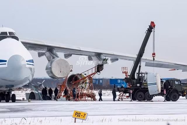 Để có thể có được khả năng bay đáng nể như vậy, máy bay vận tải An-124 được trang bị 4 động cơ Progress D-18T. Đây cũng là những động cơ mà Trung Quốc đang rất thèm muốn có được, nhưng họ lại không thể tiếp cận được mẫu động cơ này mà phải nhờ qua một nước trung gian và đó chính là Ukraine. Nguồn ảnh: Sina.