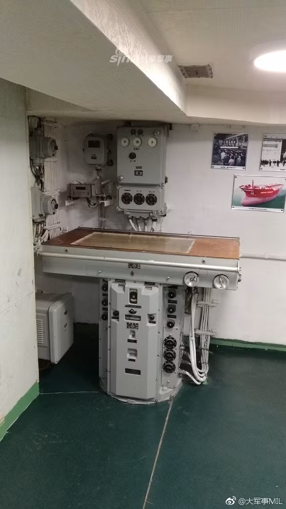 Các tàu ngầm hạt nhân lớp Type 091 của Trung Quốc có tổng cộng 6 ống phóng ngư lôi cỡ 533 mm. Các tàu ngầm này cũng có khả năng mang theo tối ngư lôi dự trữ hoặc 36 quả thủy lôi cỡ lớn. Nguồn ảnh: Sina.