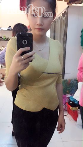 Thân hình thon gọn của Phương Anh sau 1 tháng sinh.