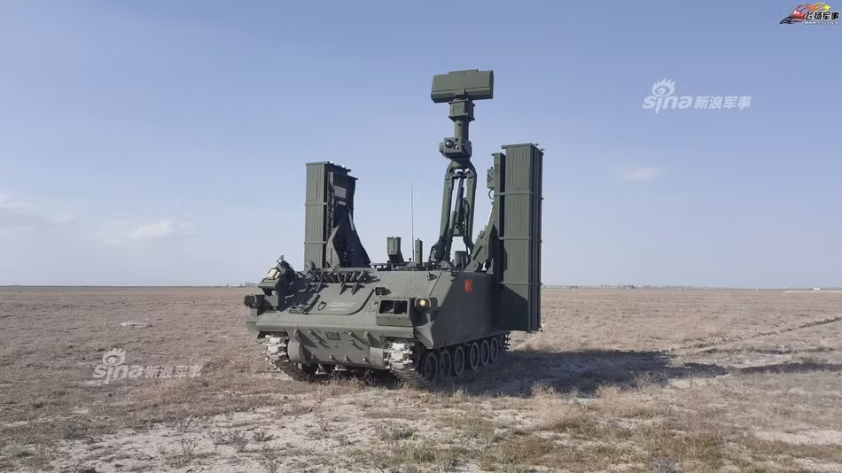 Với phiên bản này, các tên lửa HISAR có thể hoạt động môt cách độc lập và cơ động cực cao, không cần phải dàn trận địa như thông thường. Nguồn ảnh: Sina.