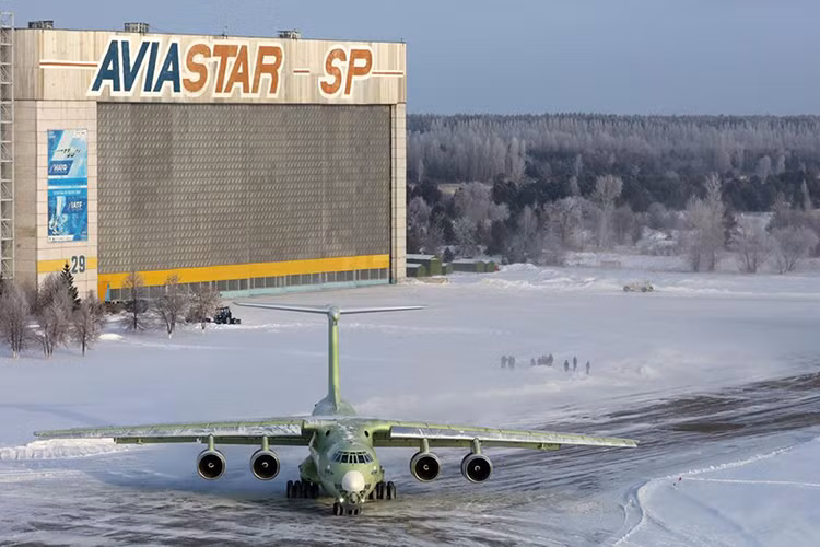 Il-78M-90A là mẫu máy bay tiếp nhiên liệu trên không mới nhất của nước Nga được thiết kế dựa trên nền tảng máy bay vận tải chiến lược Il-76MD-90A hay còn được gọi là Il-476. Nguồn ảnh: Ilyushin.