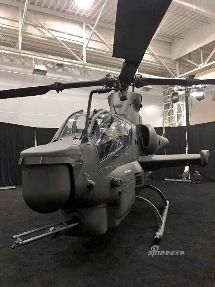 Những chiếc trực thăng đầu tiên Pakistan nhận được gần đây nằm trong hợp đồng mua bán tổng cộng 15 chiếc trực thăng AH-1Z Viper kèm 1.000 quả tên lửa chống tăng AGM-114 Hellfire đã được hai nước ký kết năm 2015. Nguồn ảnh: Sina.