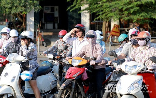 Ngày 11/4, có nơi nhiệt độ đã lên tới trên 40 độ C. Ảnh minh họa: Internet.