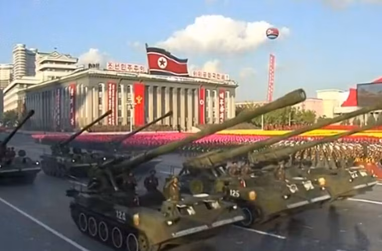 Siêu pháo tự hành 170mm Koksan.