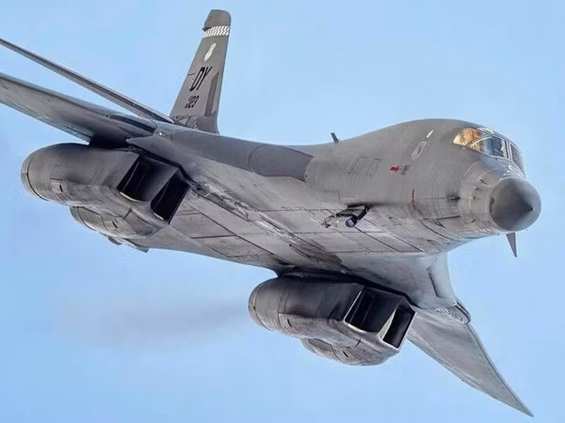 Tải trọng lớn hơn trên B-1B sẽ mang lại năng lực quốc phòng cao hơn cho Ấn Độ, nhất là trong bối cảnh phi đội máy bay ném bom chiến thuật của Trung Quốc đang mở rộng nhanh chóng.