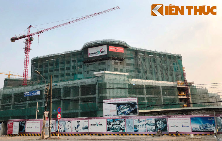 Hàng triệu người dân thêm một lần hi vọng bệnh viện sẽ được hoàn thành sau 18 tháng do Liên danh công ty TNHH XD TM Thuận Việt và Công ty Cổ phần ERA E&amp;C thi công như cam kết với lãnh đạo TP HCM.