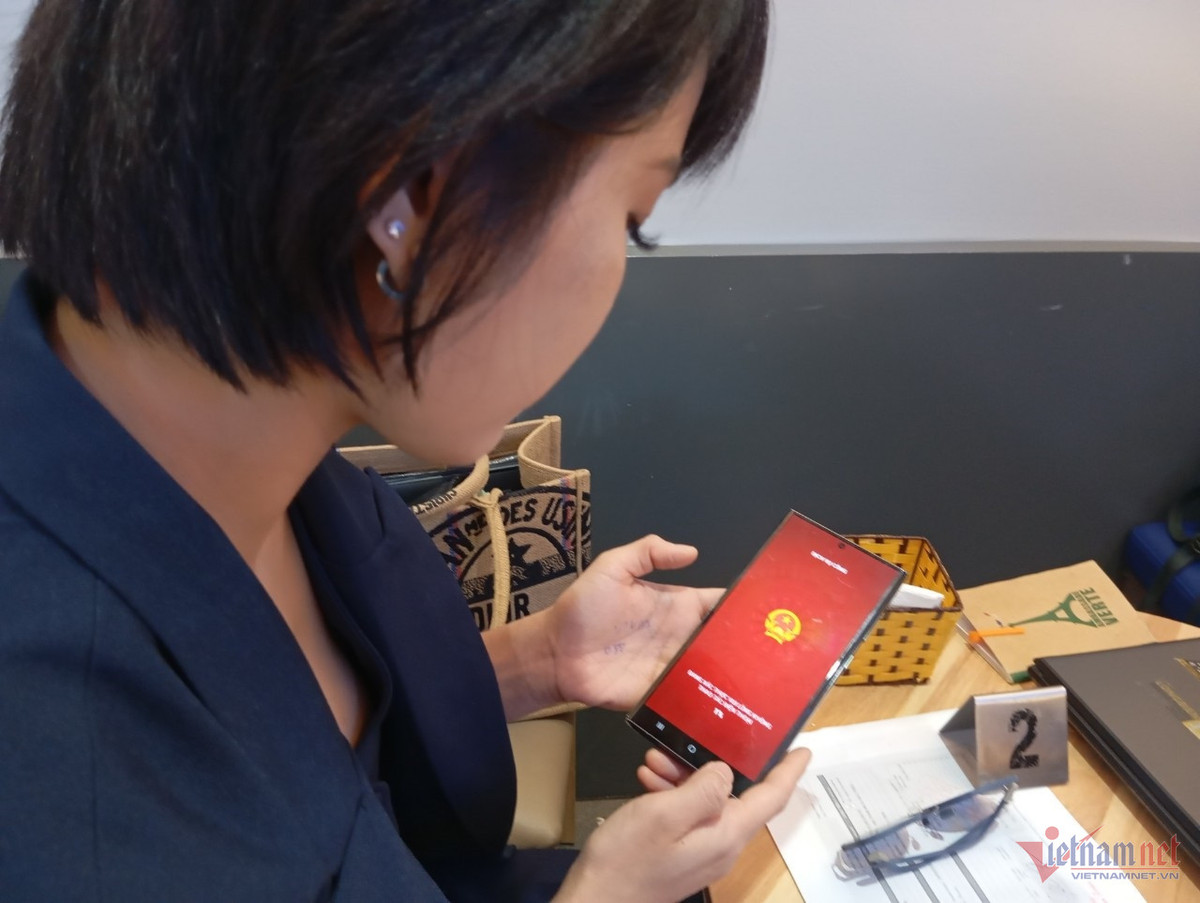 Cài app “Dịch vụ công” giả mạo, Giám đốc bị mất 2,8 tỷ - Hình 3 Cai app “Dich vu cong” gia mao, Giam doc bi mat 2,8 ty-Hinh-3