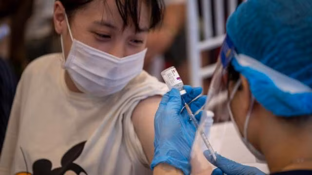 Bo Y te khang dinh khong con rui ro sau tiem vac xin AstraZeneca