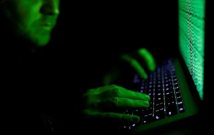 Microsoft canh bao ky thuat be khoa buoc AI cung cap cong thuc tao vu khi