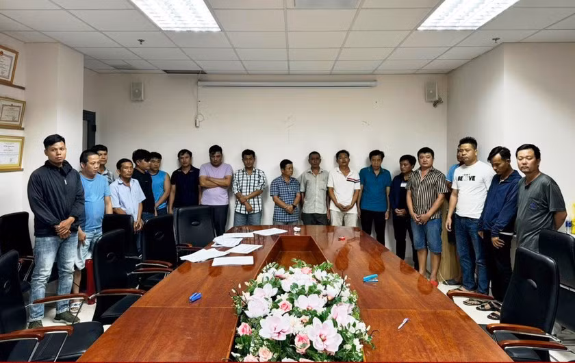 Ngày 30/6, Phòng An ninh mạng và phòng chống tội phạm sử dụng công nghệ cao chủ công phối hợp với các phòng, công an địa phương và VKSND tỉnh Quảng Nam đồng loạt phá án. Ngay sau đó, lực lượng chức năng đã bắt giữ người cầm đầu là Nguyễn Hữu Lộc và triệu tập 20 người liên quan để làm việc về hành vi tổ chức đánh bạc, đánh bạc. Qua trích xuất dữ liệu điện tử, bước đầu cơ quan Công an xác định từ ngày 23/5 đến 30/6, Lộc và các đối tượng liên quan đã tổ chức cho các đối tượng đánh bạc qua mạng với số tiền hơn 50 tỷ đồng.