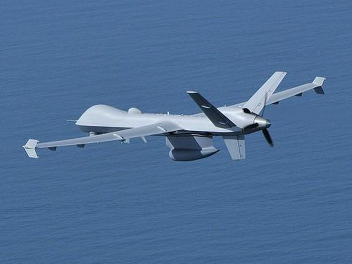 "Các phi cơ có thể lấy từ những chiếc vừa xuất xưởng, vốn dự kiến trang bị cho quân đội Mỹ và đồng minh. Chưa rõ chúng có kèm theo tên lửa Hellfire và các loại vũ khí đối đất khác hay không", nguồn tin cho hay.