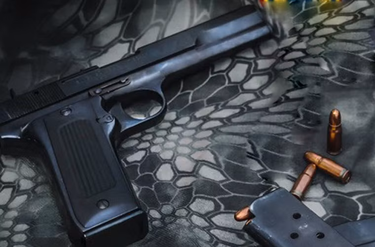 Trong quá trình sản xuất và cải tiến súng ngắn K54 do Việt Nam sản xuất, nhóm đề tài thuộc nhà máy Z111 đã tạo ra phiên bản K14 với nhiều ưu điểm vượt trội so với các súng đang được trang bị trước đó của Quân đội Nhân dân Việt Nam.