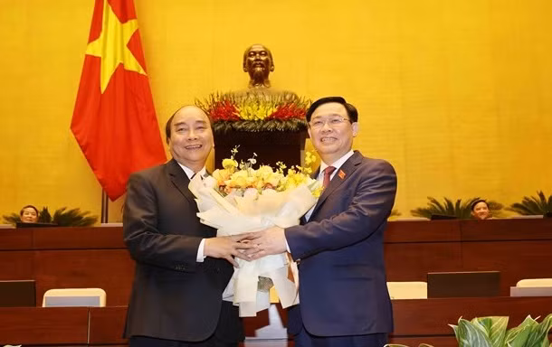 8/2011 - 7/4/2016, ông là Ủy viên Bộ Chính trị khoá XI và khoá XII; Phó Bí thư Ban Cán sự Đảng Chính phủ, Phó Thủ tướng Chính phủ; Chủ tịch Ủy ban liên Chính phủ Việt - Lào; Trưởng ban Ban Chỉ đạo Tây Bắc; Trưởng ban Ban Chỉ đạo phòng chống tội phạm của Chính phủ; Trưởng ban Ban Chỉ đạo quốc gia về phòng chống buôn lậu và gian lận thương mại; Trưởng ban Ban Chỉ đạo Cải cách hành chính của Chính phủ; Chủ tịch Uỷ ban An toàn giao thông quốc gia; Phó Trưởng ban Ban Chỉ đạo Trung ương Phòng chống tham nhũng; Phó Trưởng ban Ban Chỉ đạo Cải cách tư pháp Trung ương…