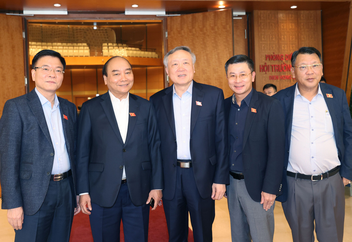 Với việc miễn nhiệm Chủ tịch nước Nguyễn Phú Trọng và giới thiệu Thủ tướng Nguyễn Xuân Phúc để Quốc hội bầu Chủ tịch nước thì nhiệm kỳ 2016 - 2021 được ghi nhận là nhiệm kỳ có sự thay đổi về nhân sự Chủ tịch nước.