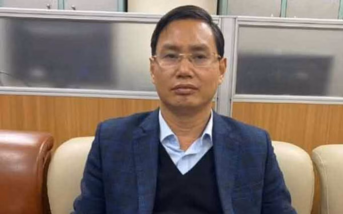 De nghi khai tru Dang voi nguyen Chanh van phong Thanh uy Ha Noi