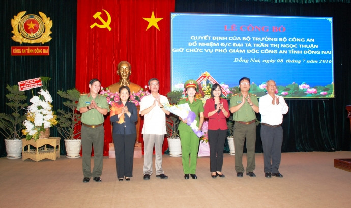 Sau ky luat, nu Pho GD Cong an dau tien tinh Dong Nai xin ve huu-Hinh-2