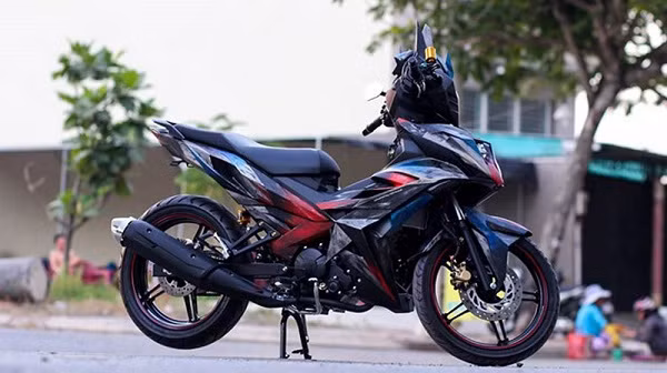 [VX-9]Ngam Exciter 150 lot xac thanh Optimus Prime