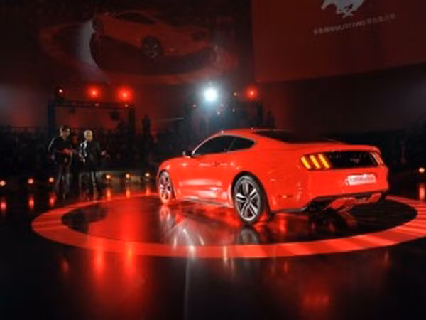 7. Auto Shanghai 2015: Những sản phẩm xe mới nhất của Trung Quốc sẽ được ra mắt ở triển lãm này. Triển lãm diễn ra từ 22-29.4 năm nay tại Trung tâm quốc gia Thượng Hải.