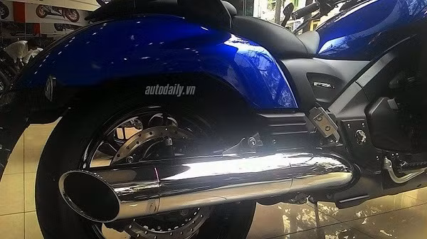 Sieu pham Honda Gold Wing F6C Valkyrie 2014 vua den VN-Hinh-6