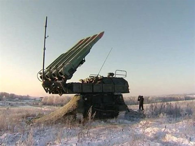 So với các hệ thống Buk trước kia, Buk-M2E đã mạnh hơn nhiều, đặc biệt về radar và tên lửa. Điều đó càng làm tăng tính “sát thủ” cho một trong những tổ hợp phòng không tầm trung hàng đầu thế giới.