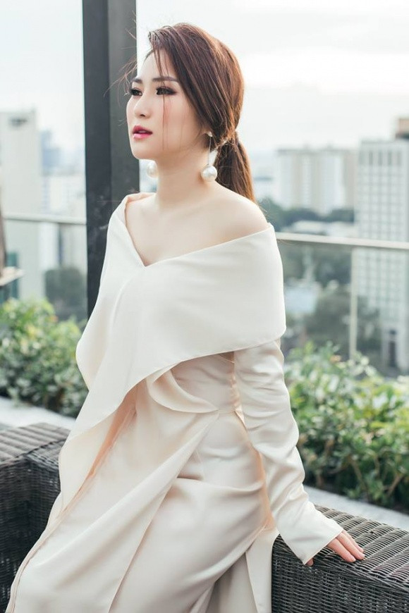 Còn khá trẻ nhưng Hương Tràm đã gặt hái được những thành công nhất định trên con đường ca hát.