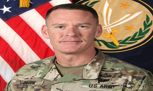 Đại tá Mỹ Ryan Dillon. Ảnh: The Sun.