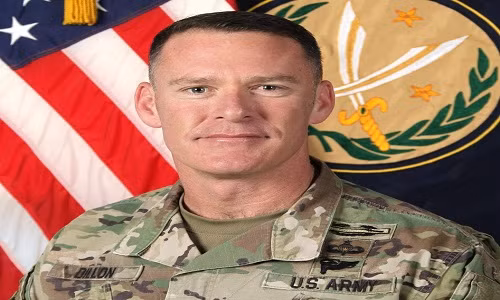 Đại tá Mỹ Ryan Dillon. Ảnh: The Sun.