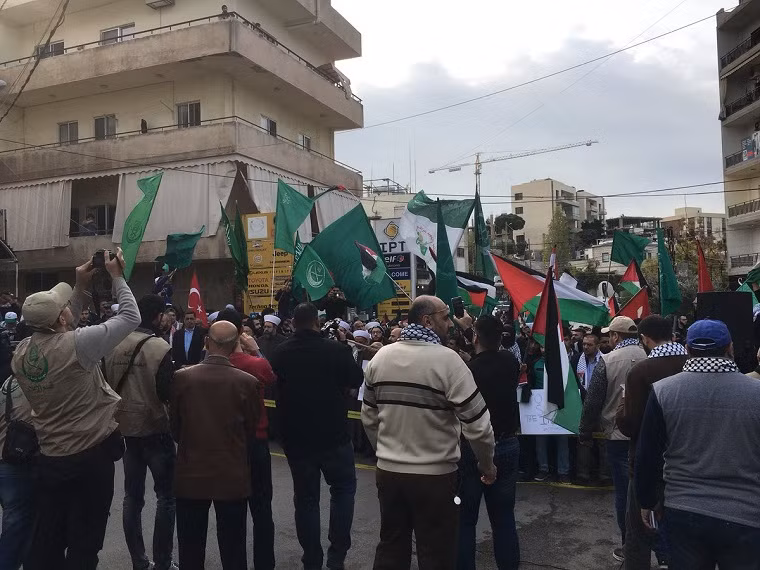 Trước đó, ngày 8/12, Đại sứ quán Mỹ tại Beirut đã cảnh báo rằng một số cuộc biểu tình có thể xảy ra vào ngày 10/12. Ảnh: Twitter.