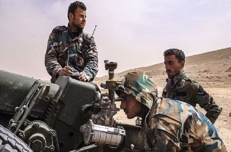 Đến ngày 7/12, lực lượng chính phủ Damascus thông báo đã giành quyền kiểm soát toàn bộ bờ tây sông Euphrates ở tỉnh Deir Ezzor. Ảnh: FNA.