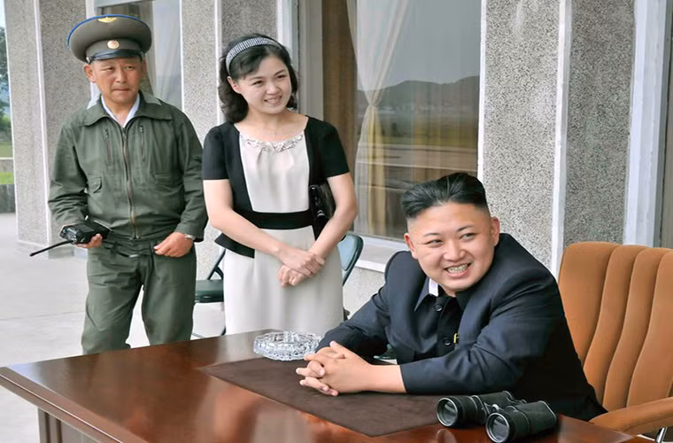 Theo nguồn tin tình báo, sự vắng mặt của phu nhân Ri rất có khả năng là do bà mang thai và đã hạ sinh vào đầu năm 2017. Ảnh: BI.